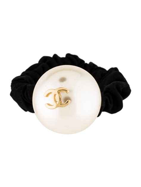 hair accessories chanel|Chanel hair accessories price.